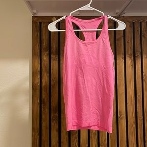 Lululemon run swiftly tank